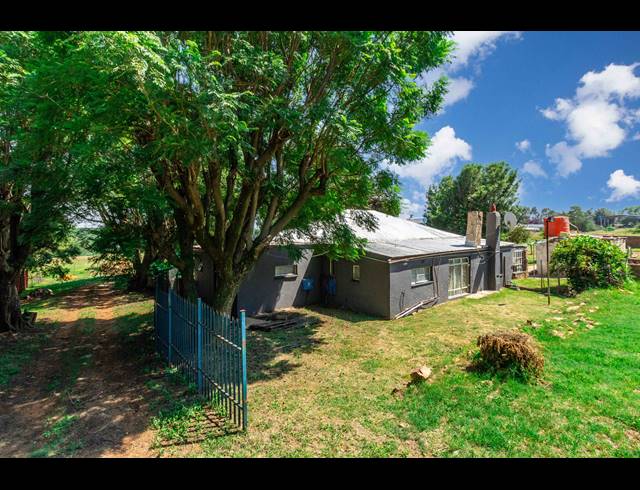 4 BEDROOM FREEHOLD FOR SALE IN BRANDVLEI AH
